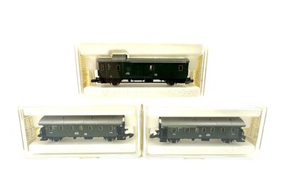 Mrklin 8750, 8751, 8752 Z Personenwagen + Gepckwagen der DB