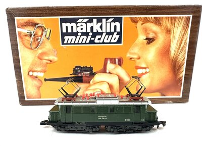 Mrklin 8811 Elektrolok BR 144 Ep.III der DB in Spur Z