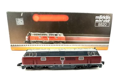 Mrklin 8820 Diesellok BR 221 Ep.IV der DB Spur Z