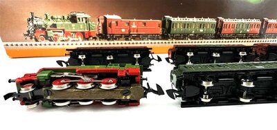Mrklin 8104 Zugset mit Dampflok BR T12 der KPEV in Spur Z