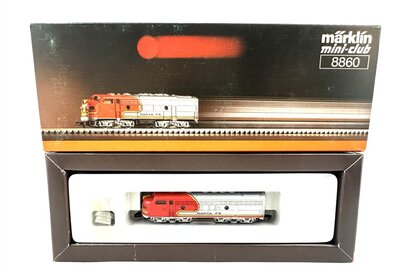 Mrklin 8860 US Diesellok Typ F7 Santa Fe in Spur Z