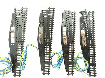 Mrklin 8561 elektr. Weichen rechts 4 Stck in Spur Z