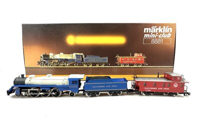 Mrklin 8881 US Pacific Dampflok mit Caboose Begleitwagen Spur Z