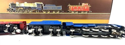 Mrklin 8881 US Pacific Dampflok mit Caboose Begleitwagen Spur Z