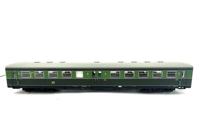 Piko 53200 H0 Durchgangswagen C4p Ep.III der DR mit Licht