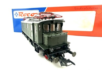 Roco 43876 H0 AC Elektrolok E 17 Ep.III der DB DSS
