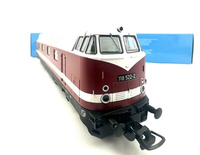 Piko 59360 H0 AC Diesellok BR 118 Ep.IV der DR in digital