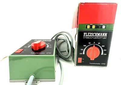 Fleischmann 6750 Trafo 17 VA