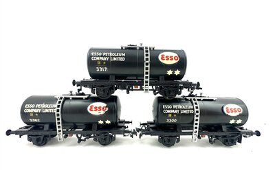 Hornby H0 Kesselwagen Esso Petroleum 3 Stck