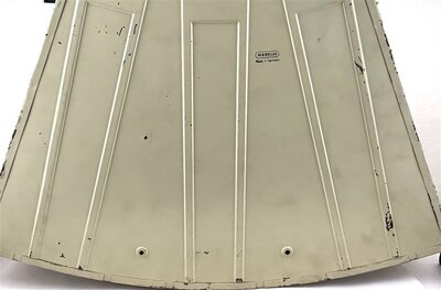 Mrklin 7028 H0 Lokschuppen 3-stndig aus Blech in beige