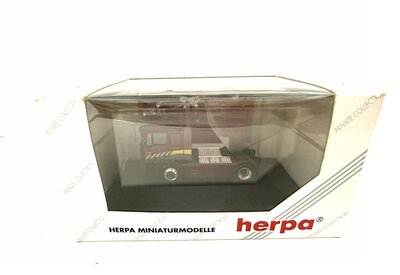 Herpa 110181 Zugmaschine MAN F 2000
