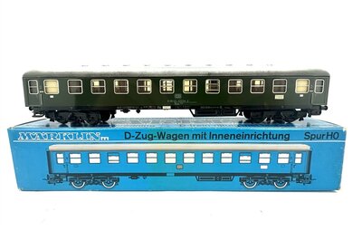 Mrklin 4052 H0 Schnellzugwagen 2.Kl. Bm 232 der DB