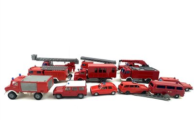 Wiking H0 Konvolut Feuerwehrfahrzeuge 12 Stück