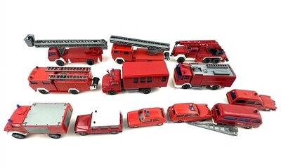 Wiking H0 Konvolut Feuerwehrfahrzeuge 12 Stck