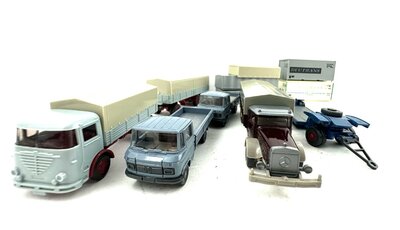 Wiking H0 LKW Konvolut mit Containern und Planen