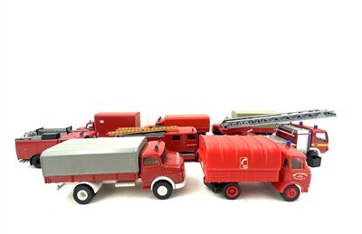 Brekina Roco Herpa Feuerwehr-Fahrzeuge 8 Stck 1:87