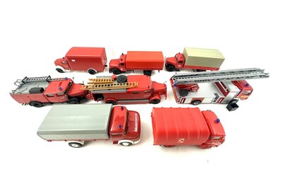 Brekina Roco Herpa Feuerwehr-Fahrzeuge 8 Stck 1:87
