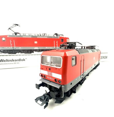Mrklin 37434 H0 Elektrolok BR 143 der DB-AG mfx digital
