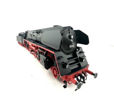 M�rklin 39205 H0 Dampflok BR 01.5 der DR mfx Sound
