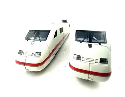 Mrklin 37712 H0 Triebwagenzug ICE 2 BR 402 der DB digital