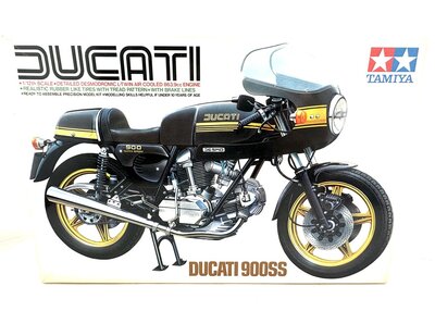 Tamiya 1425 Motorrad Ducati 900SS Bausatz 1:12