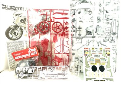 Tamiya 14022 Motorrad Ducati 900 NCR Racer Bausatz 1:12