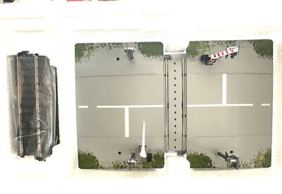 M�rklin 74924 Vollautomatischer Bahn�bergang f�r C-Gleis