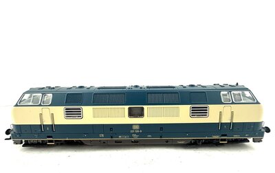 M�rklin 37824 H0 Diesellok BR 221 Ep.IV der DB mfx+ Sound