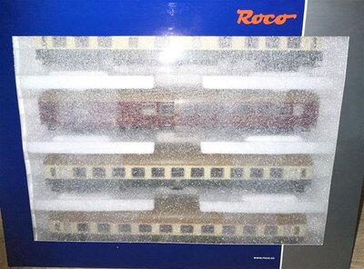 Roco 74189 H0 Wagenset Reisezugwagen D 375 Vindobona der DR