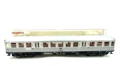 Fleischmann 5121 H0 Nahverkehrswagen Bnrzb725 2.Kl. der DB