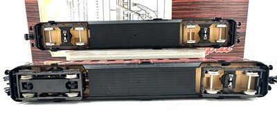 Liliput 125 04 H0 Diesel-Triebwagen VT 25 und VS 145 der DB