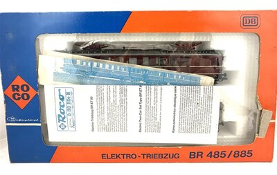 Roco 04148A H0 Elektro-Triebzug BR 885 der DB