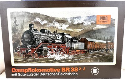Piko 5/0752/000 H0 Zugset mit Dampflok BR 38 der DR