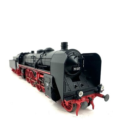 G�tzold 48100 H0 Dampflok BR 19 Ep.III der DR DSS