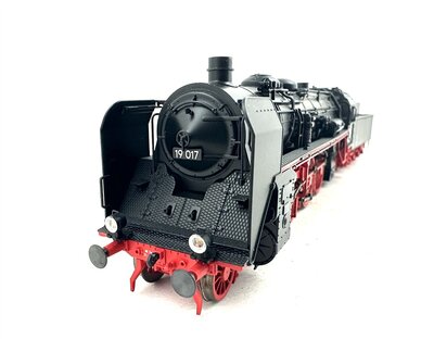 G�tzold 48100 H0 Dampflok BR 19 Ep.III der DR DSS