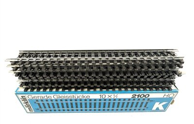 M�rklin 2200 H0 gerade K-Gleise 180 mm Vollprofil 10 St�ck