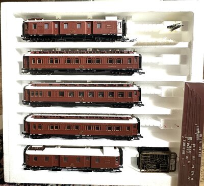 Liliput 860 H0 Wagenset Orient-Express der CIWL mit Licht