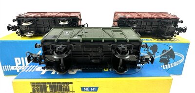 Piko H0 3 G�terwagen Ep.III der DR & SNCB