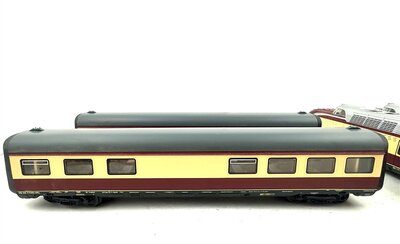 Roco 04183 A + 04070 A H0 TEE Dieseltriebzug VT 11.5 BR 601 der DB