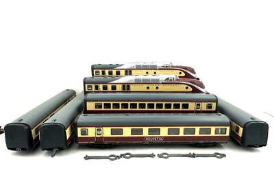 Roco 04183 A + 04070 A H0 TEE Dieseltriebzug VT 11.5 BR 601 der DB