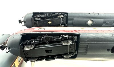 Roco 04183 A + 04070 A H0 TEE Dieseltriebzug VT 11.5 BR 601 der DB