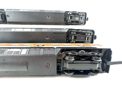 Roco 43001 H0 S-Bahn Triebzug 3-teilig BR 420/421 der DB