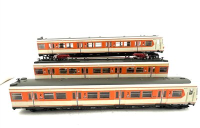 Roco 43001 H0 S-Bahn Triebzug 3-teilig BR 420/421 der DB