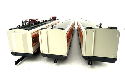 Roco 43001 H0 S-Bahn Triebzug 3-teilig BR 420/421 der DB