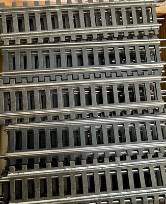 Fleischmann Gleise gerade mit Pappschwellen 55 St�ck Spur 0