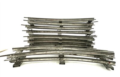 M�rklin gebogene Gleise 10 St�ck in Spur 0