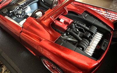 Hot Wheels G8984 Modellauto Ferrari Spider 1:18