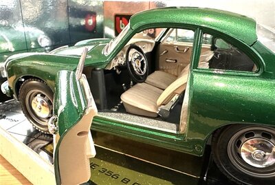 Burago Porsche 356 B Coupe 1961 Spezial Collection 1:18