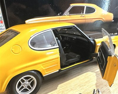 Minichamps Modellauto Ford Capri 2600 RS gelb 1970 1:18