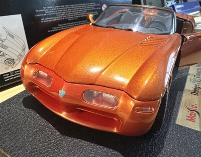 Maisto Modellauto Dodge Concept Vehiecle 1:18